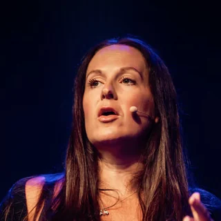 Amanda Walls